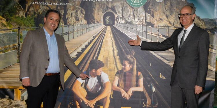 La Diputación de Salamanca presenta en Barcelona su producto turístico estrella, el Camino de Hierro