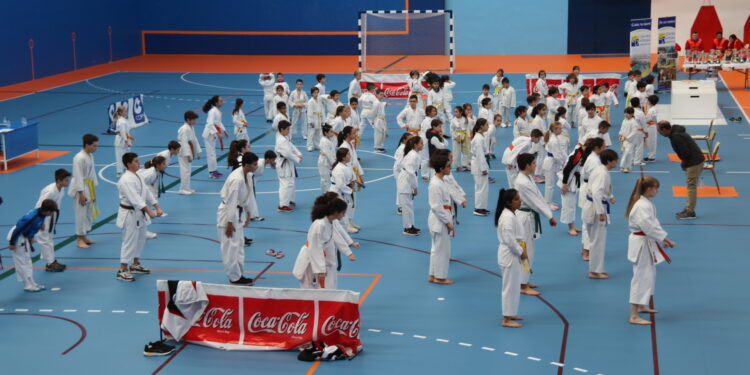 Peñaranda reúne a las promesas del kárate provincial en un exitoso torneo celebrado en el pabellón polideportivo cubierto