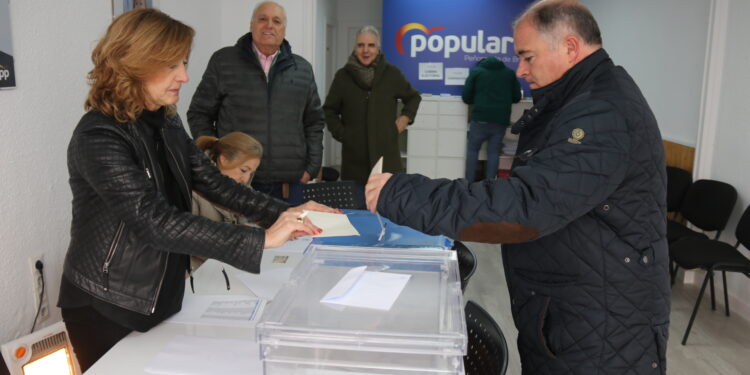 122 afiliados de Peñaranda y comarca están llamados hoy al voto para elegir al presidente provincial del Partido Popular