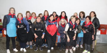 Un sol espléndido y una gran participación animan la VIII edición de la matanza típica en Aldeaseca de la Frontera