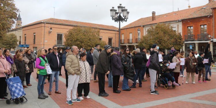 Peñaranda celebra el 8 M recordando en la plaza de España las desigualdades, discriminación y violencia que sufren las mujeres