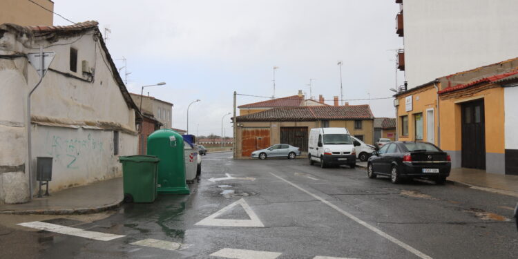 Peñaranda invertirá 267.000 euros en un plan de pavimentaciones asfálticas que llegará a 15 calles repartidas por el casco urbano