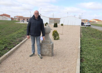 Bóveda del Río Almar crea dos nuevas zonas ajardinadas tras la recuperación de sendos espacios públicos degradados