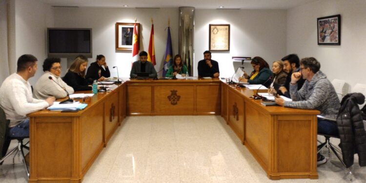 El presupuesto municipal de Peñaranda sale adelante con los votos de PSOE, PP y PEC mientras que Cs se abstiene