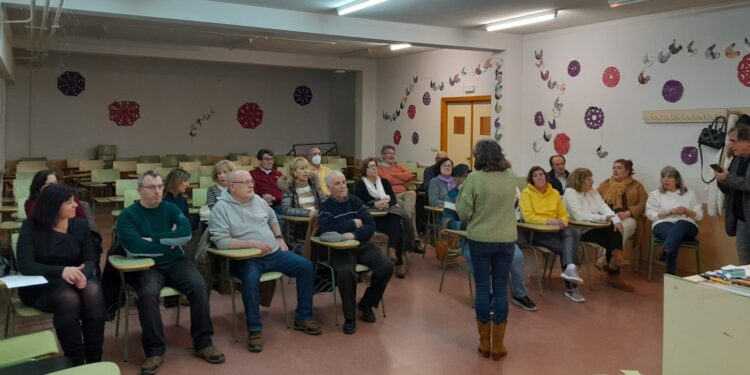 El CEPA El Inestal celebra en Peñaranda el 8M con una sesión especial sobre mujeres en la historia, el arte y la literatura