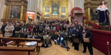 Mancera de Abajo completa un día de peregrinación en la ruta «De la Cuna al Sepulcro» que culmina en Alba de Tormes