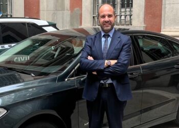 José Arias, conductor oficial: «Preparar la oposición durante año y medio ha sido durísimo pero el esfuerzo tiene su recompensa»