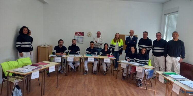 Babilafuente forma a diez alumnos en un nuevo taller de empleo de la especialidad de Pintura Industrial en Construcción