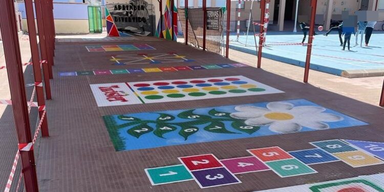 «Aprender es divertido», la iniciativa del Ayuntamiento de Babilafuente para llevar al colegio los juegos de toda la vida