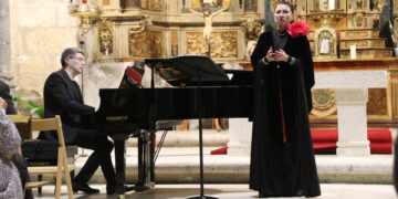Mancera de Abajo «rendida» a la voz de Montserrat Martí Caballé en un espléndido concierto del Año Jubilar Teresiano