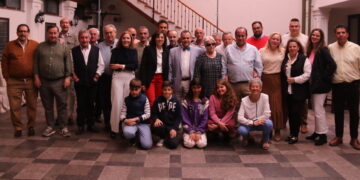 Edu Vega celebra su 50 cumpleaños en Peñaranda rodeado de familiares, amigos y buenos aficionados al mundo taurino