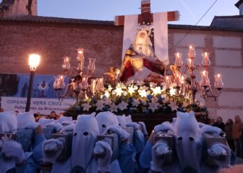 Nuestra Señora de la Piedad inicia un intenso Viernes Santo en Peñaranda con el Vía Crucis desde la iglesia de San Luis