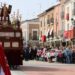 La procesión del Resucitado con las ocho cofradías de la localidad culmina en Peñaranda una Semana Santa multitudinaria