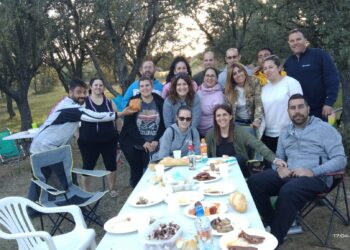 Grupos de Babilafuente y Peñaranda comparten con NOTICIAS A TIEMPO las imágenes de sus meriendas del Lunes de Aguas