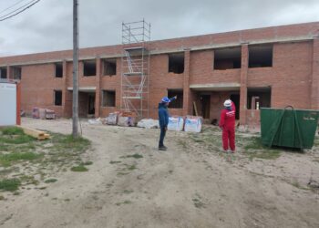 Compromiso de la Junta para que las viviendas de Camineros en Peñaranda estén acabadas el próximo 31 de diciembre