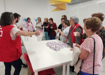 Cruz Roja promociona en su nuevo espacio de Peñaranda los hábitos de vida saludables en alimentación y mente sana