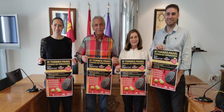 El III torneo de pádel «Ciudad de Peñaranda» se disputará del 19 al 21 de mayo en las pistas del polideportivo municipal