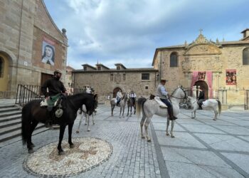 La ruta de peregrinación a caballo entre Alba de Tormes y Ávila del Año Jubilar Teresiano hará parada esta noche en Bercimuelle