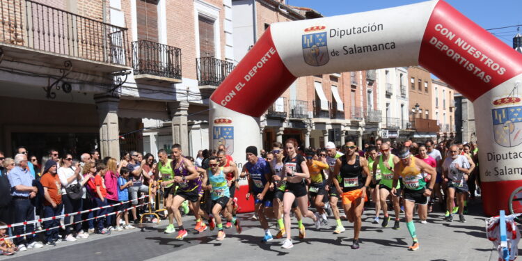 Jorge Vidal y Lorena Martín ganan la XXIX carrera popular «Hijos, padres y abuelos» celebrada este 1 de mayo en Peñaranda