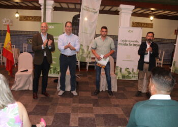 Primer acto político de VOX en Peñaranda con el freno a la despoblación como gran objetivo para la campaña