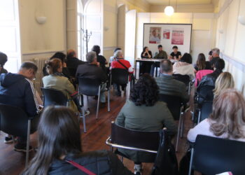 Peñaranda en Común anima a los ciudadanos en su mitin a luchar por lo que los pertenece y a defender los servicios públicos