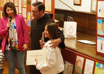 La peñarandina Adriana Alfayate de Castro, premiada en el VI concurso de dibujo «Teresa de Jesús, peregrina de estas tierras»