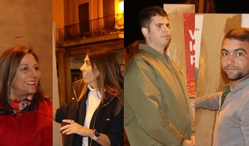 La tradicional pegada de carteles da el pistoletazo de salida en Peñaranda a la campaña electoral de las municipales del 28 M