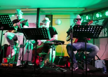 El trío Irreverentials estrena su disco «Palmundo» que ya puede escucharse en las principales plataformas musicales