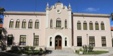 Madrugada de robos en Peñaranda con la residencia del Sagrado Corazón y un restaurante como objetivos de los cacos