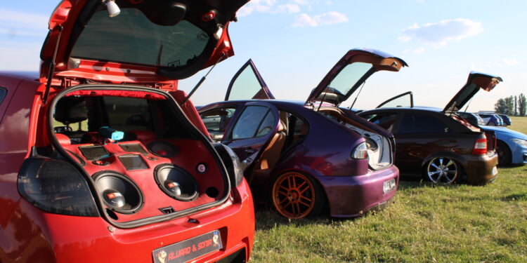 Arranca el Villoria Motor Show con un intenso fin de semana por delante para los aficionados llegados de toda España