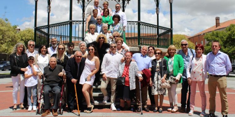 La familia Rodríguez Blázquez celebra en emotivo encuentro en Peñaranda cargado de emociones y vivencias
