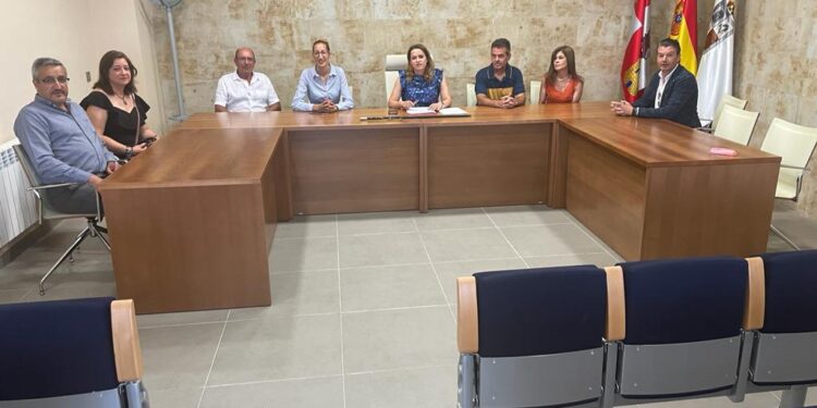 María del Carmen Gómez Fraile (PP) se convierte en la nueva alcaldesa de Babilafuente y gobernará la villa en minoría