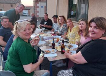 Villar de Gallimazo y Cantaracillo celebran el fin de semana de San Juan con sendas sardinadas populares al aire libre