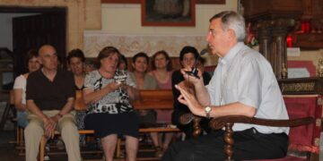 El Arciprestazgo de Peñaranda Calvarrasa Las Villas celebra un encuentro festivo en Arabayona con la presencia del obispo