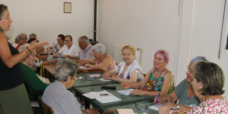Los mayores de Macotera también tienen su propio campamento de verano con diversas actividades para mantenerse activos