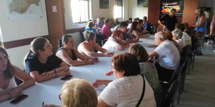 Cordovilla pone el broche a sus fiestas en honor de Santiago Apóstol con un animado bingo en el salón municipal