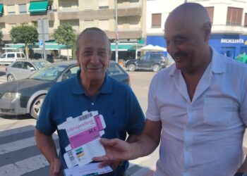 La biblioteca municipal de Peñaranda se convierte en una original «farmacia» con remedios literarios para males ordinarios