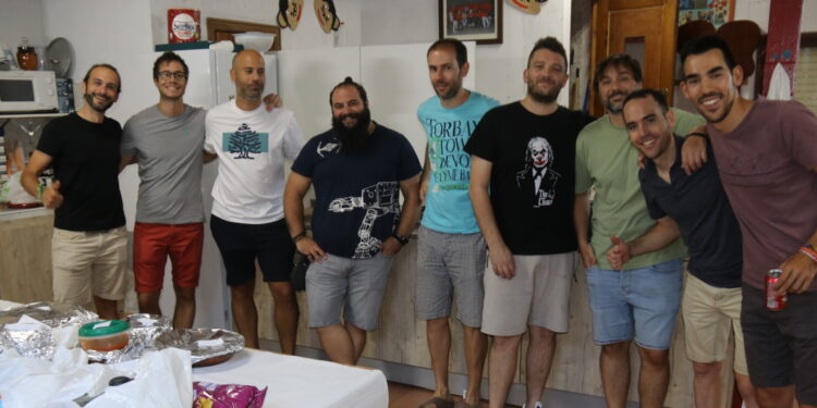 La peña Efebos triunfa en Macotera con su tradicional certamen gastronómico esta vez con el pollo como ingrediente esencial