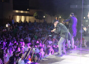4.000 personas vibran al ritmo de la orquesta Panorama en Peñaranda que ya vive la cuenta atrás de sus fiestas