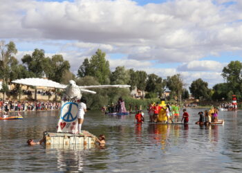 Huerta vive un año más la multitudinaria bajada del Tormes en «OFNIS» y se convierte en epicentro festivo de la provincia