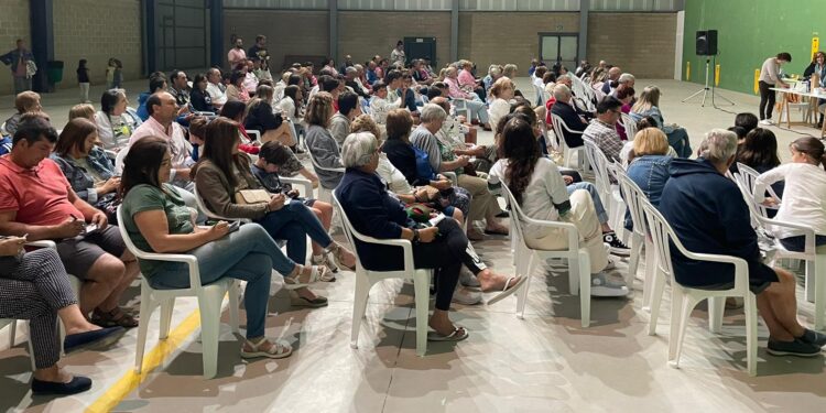 Aldeaseca de la Frontera recauda 1.071 euros en un animado bingo a beneficio de la Asociación Salmantina de Esclerosis