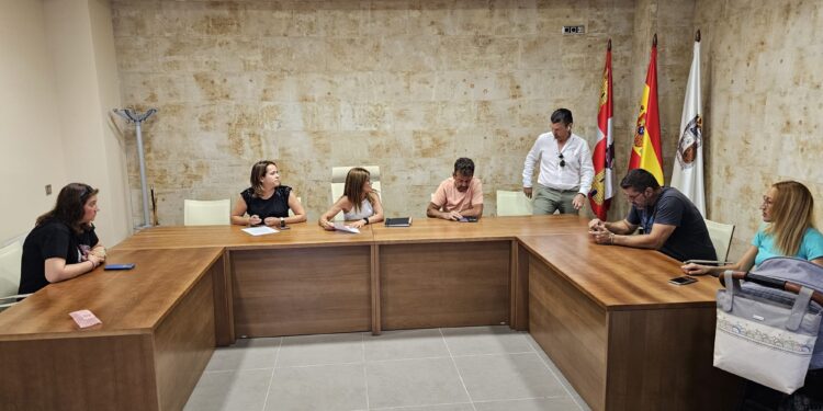 Babilafuente recupera la calma en los plenos y celebra una sesión marcada por la cordialidad y por asuntos «de trámite»