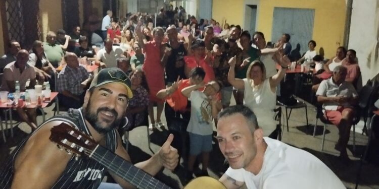 El Campo de Peñaranda disfruta de la música flamenca en la Semana Cultural con un concierto de Kurkillo