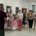 Cantaracillo acoge la exposición «La pintura y el tiempo» con las obras de Carmen Notario en el salón de la biblioteca municipal
