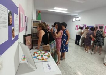 Cantaracillo rinde homenaje a sus mujeres con la exposición «Algunas…no todas» que puede visitarse en el Consistorio