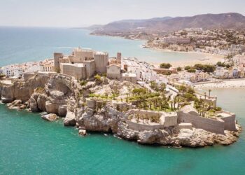 El Ayuntamiento de Peñaranda organiza la tradicional excursión para los mayores que tendrá como destino Peñíscola (Castellón)