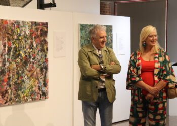 Baldión y Antonio Gómez Bueno unen sus pinceles y palabras en la exposición que puede verse en el CDS de Peñaranda