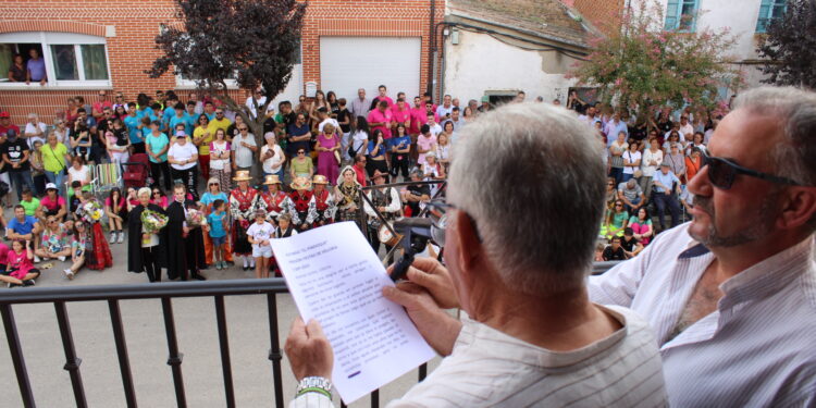 «El Pindoque» pide en su pregón festivo en Villoria que la nueva Corporación trabaje para el pueblo y dejar a un lado los rencores