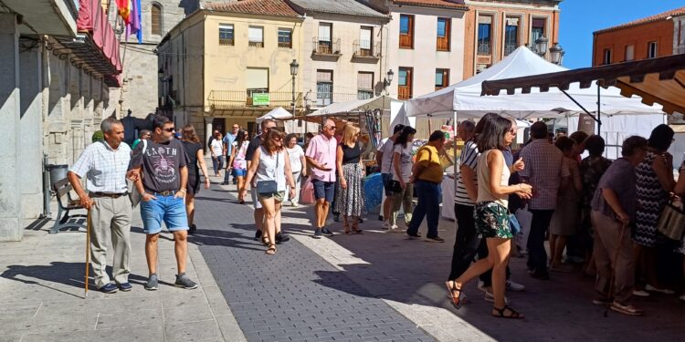 Intenso sábado de fiestas en Peñaranda con la I edición de la Feria Ecológica, Agroalimentaria, Artesana y de Proximidad