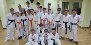 El club de karate CID inicia la nueva temporada en Peñaranda con ilusionantes retos deportivos y el apoyo del Ayuntamiento